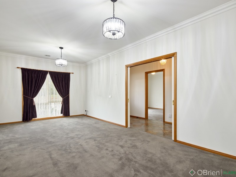 7 Emma Close, Drouin VIC 3818