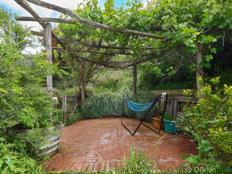 9 Manikato Drive, Drouin VIC 3818