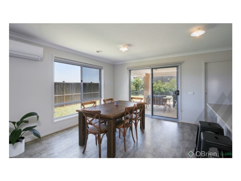 77 Silkwood Drive, Warragul VIC 3820