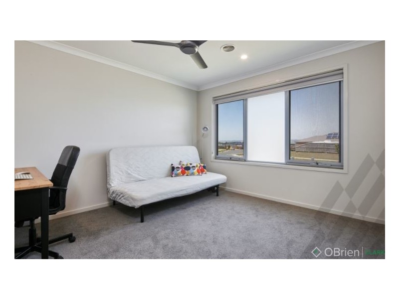 77 Silkwood Drive, Warragul VIC 3820