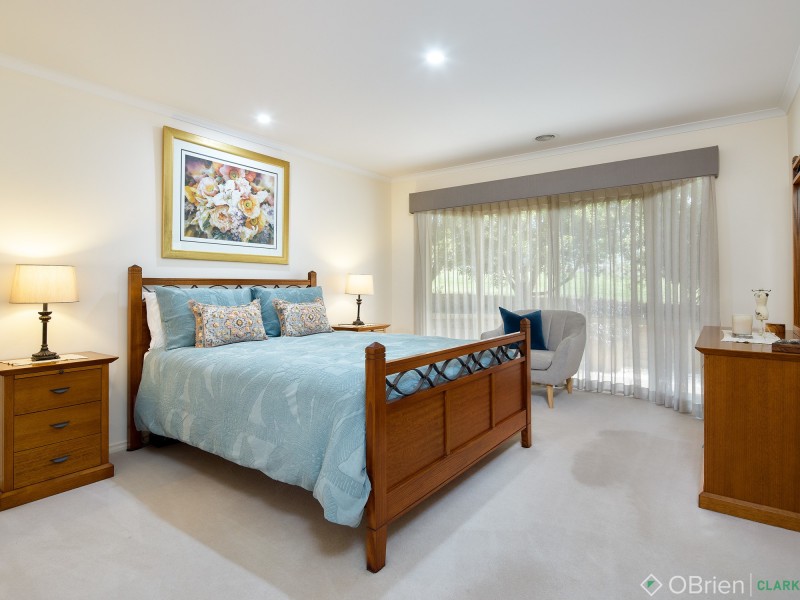 5 Romano Court, Drouin VIC 3818