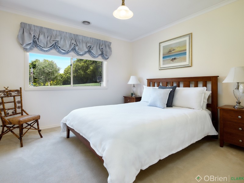 5 Romano Court, Drouin VIC 3818
