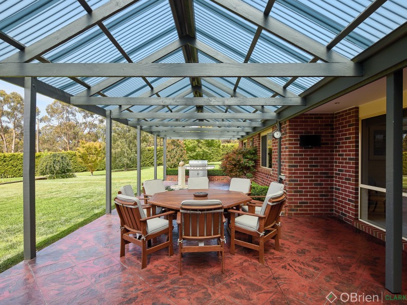 5 Romano Court, Drouin VIC 3818