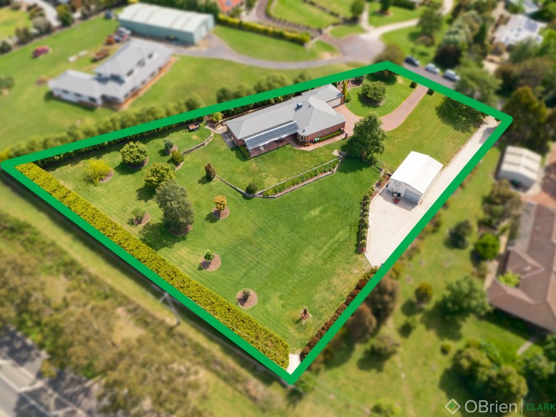 5 Romano Court, Drouin VIC 3818