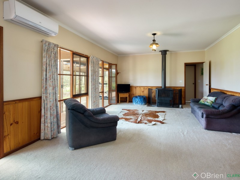 33 Grand Ridge Road, Seaview VIC 3821