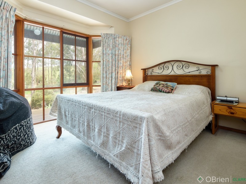 33 Grand Ridge Road, Seaview VIC 3821