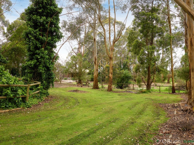 33 Grand Ridge Road, Seaview VIC 3821