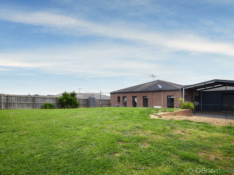 11 Atkinson Court, Warragul VIC 3820