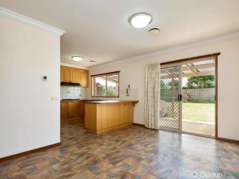5 Myrtle Crescent, Warragul VIC 3820