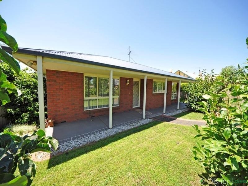 4 Main South Road, Drouin VIC 3818