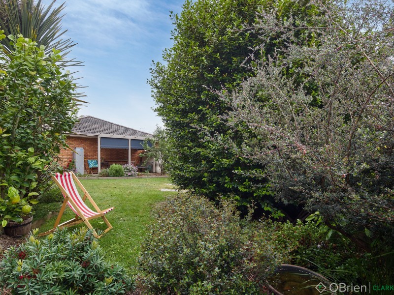1/2 Wolff Street, Drouin VIC 3818
