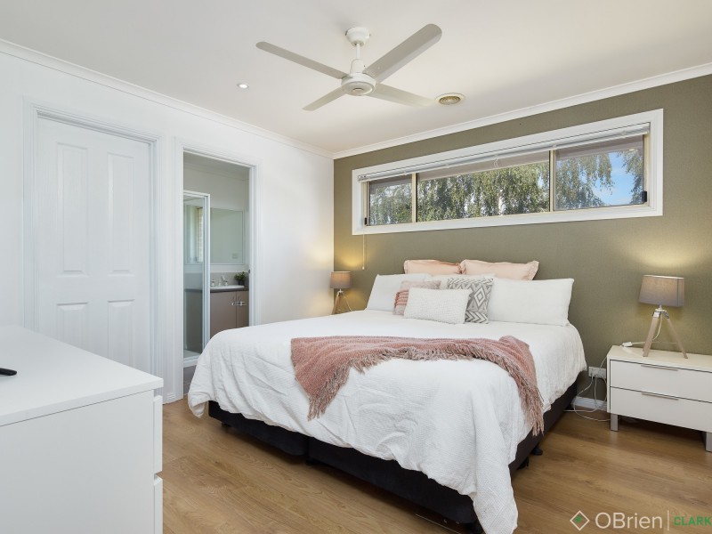 12 Richie Court, Drouin VIC 3818