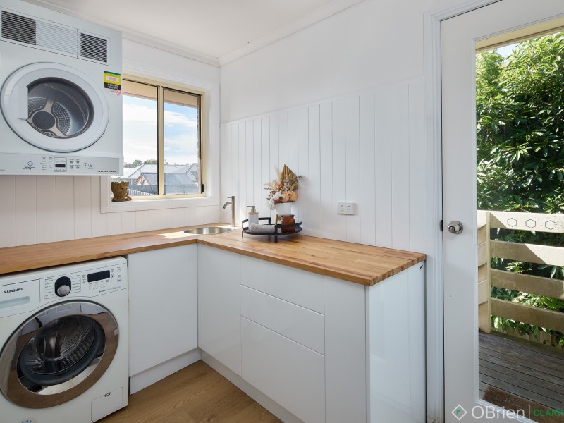 12 Richie Court, Drouin VIC 3818