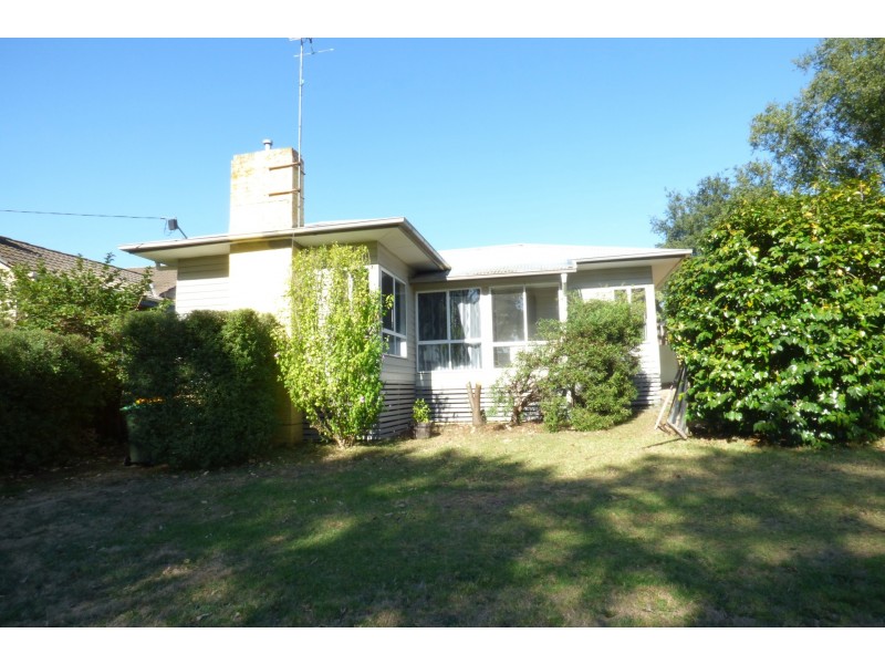 30 Western Park Drive, Warragul VIC 3820