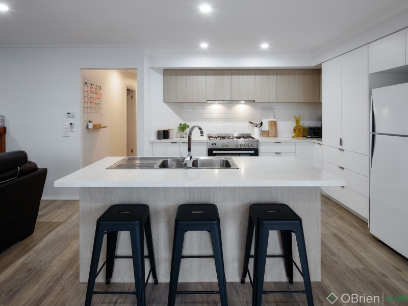 19 Eade Avenue, Warragul VIC 3820