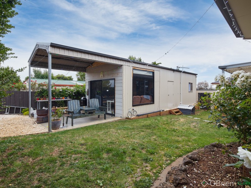 19 Eade Avenue, Warragul VIC 3820
