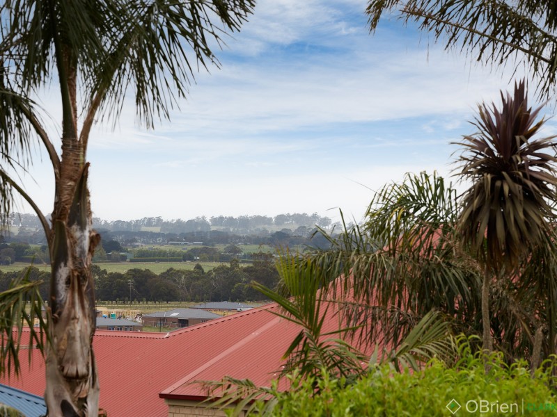 19 Eade Avenue, Warragul VIC 3820