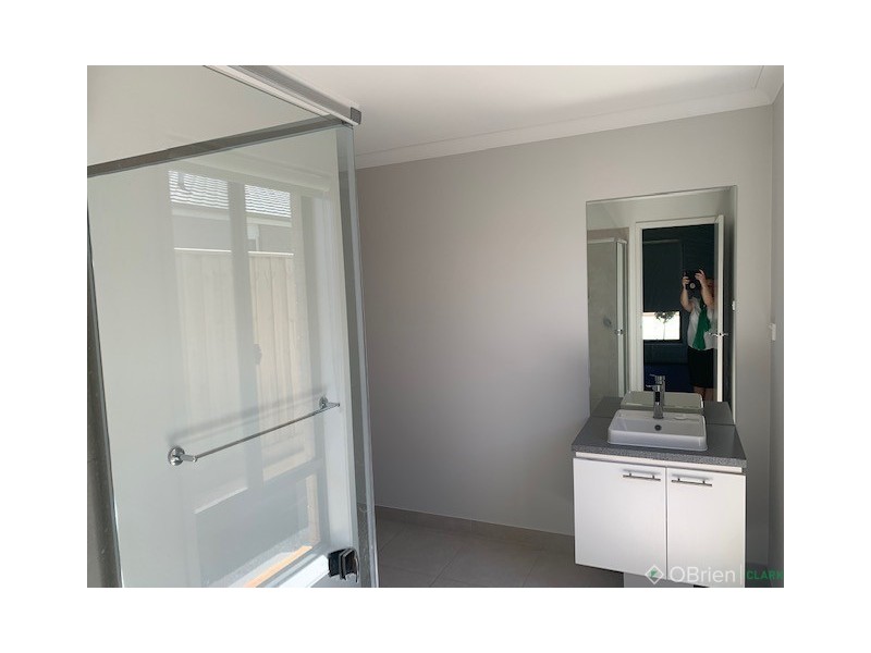 3 Lantana Avenue, Warragul VIC 3820