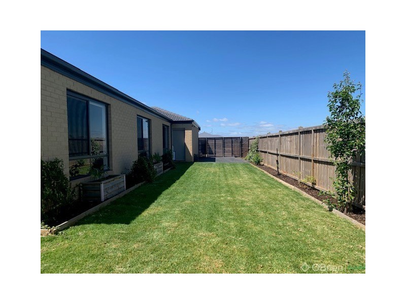 3 Lantana Avenue, Warragul VIC 3820