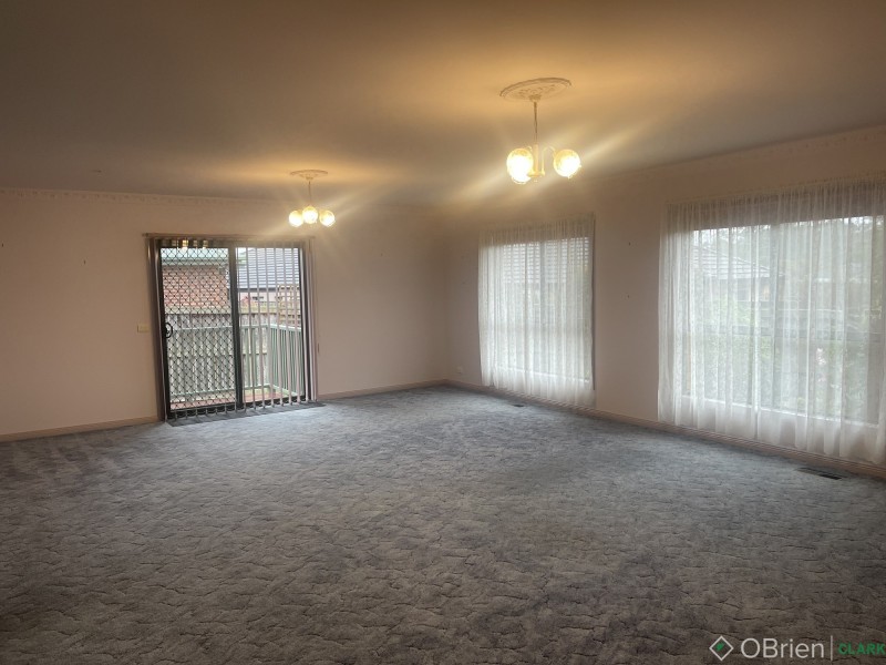 14 Banksia Street, Warragul VIC 3820