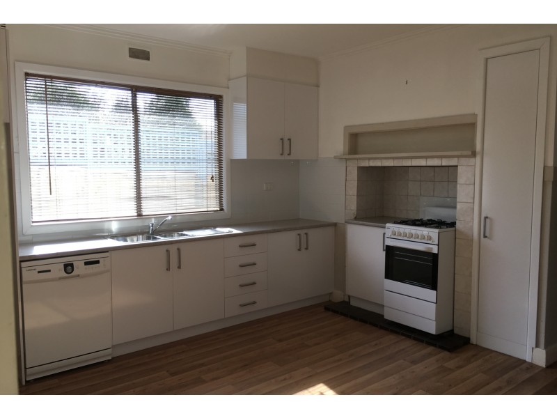 86 North Road, Warragul VIC 3820