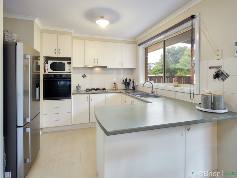 12 Palm Square, Drouin VIC 3818
