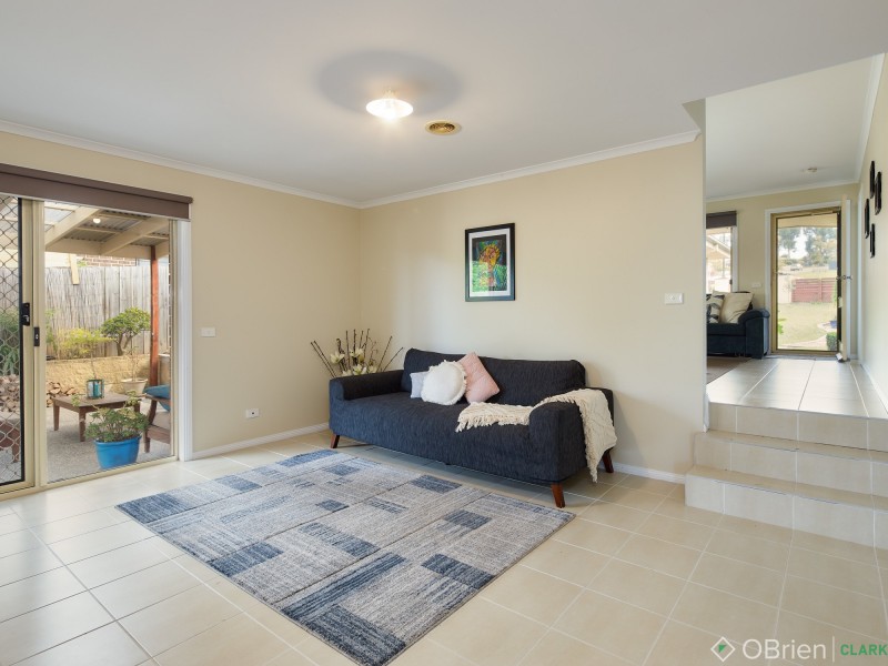 12 Palm Square, Drouin VIC 3818