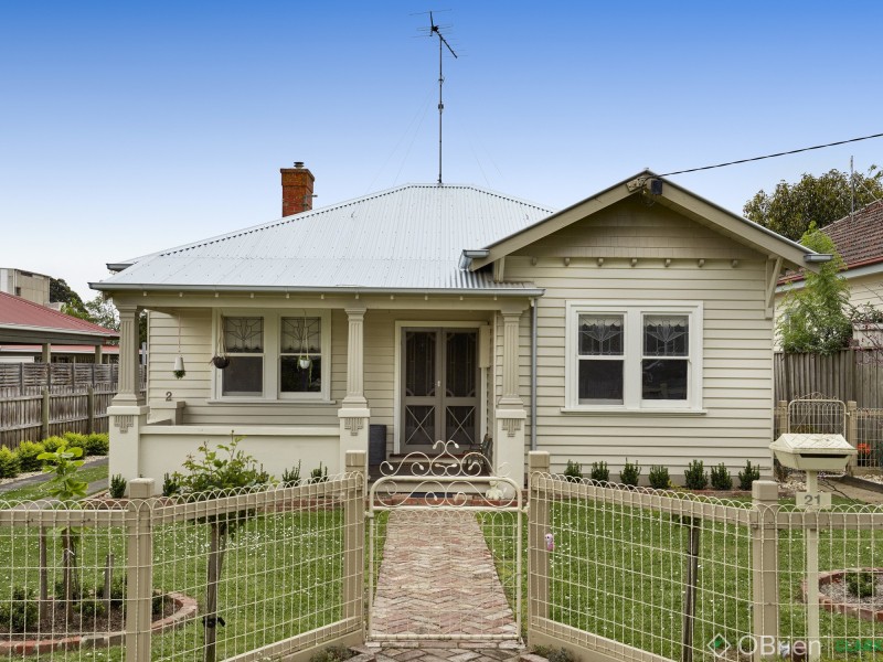 21 Peace Avenue, Warragul VIC 3820