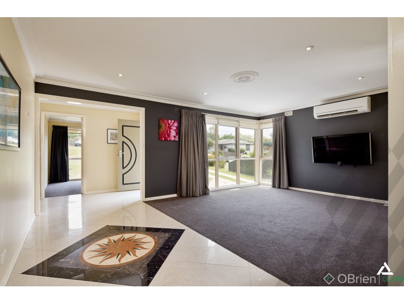 40 Rangeview Street, Warragul VIC 3820