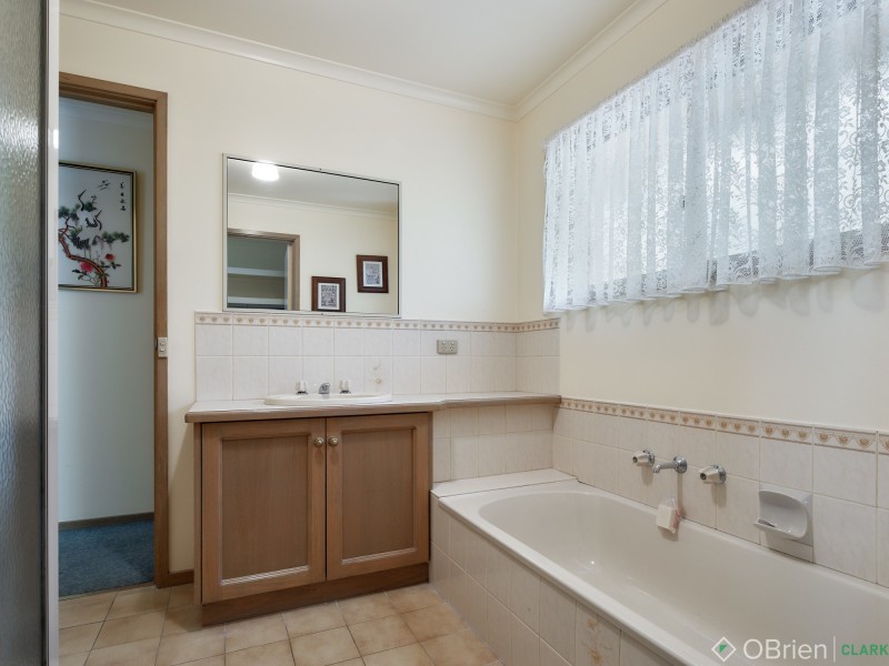 43 Waratah Drive, Warragul VIC 3820
