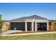 15 Berta Rise, Drouin VIC 3818
