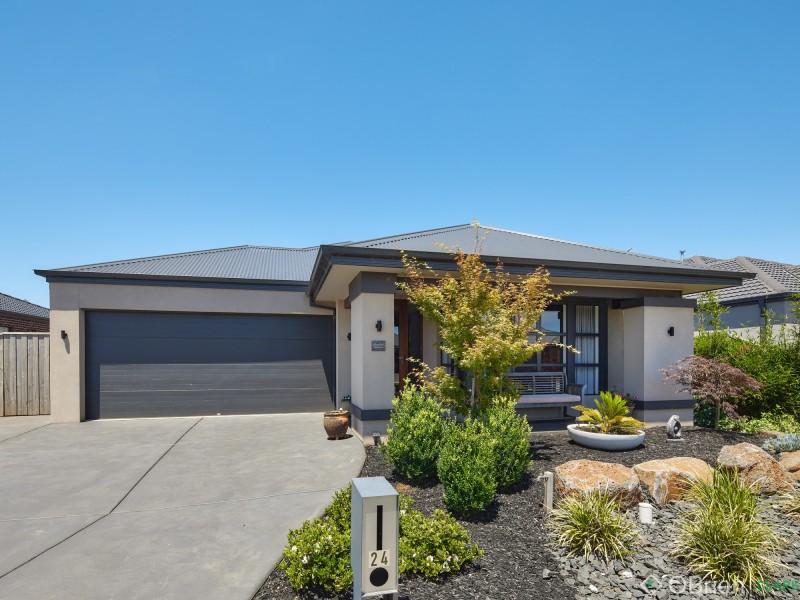 24 Boyd Avenue, Warragul VIC 3820