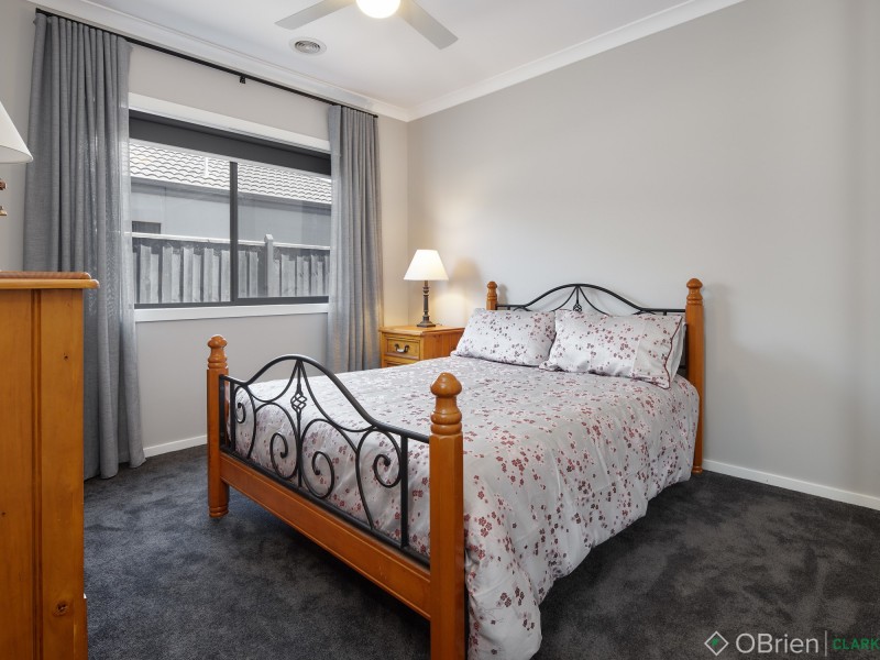24 Boyd Avenue, Warragul VIC 3820