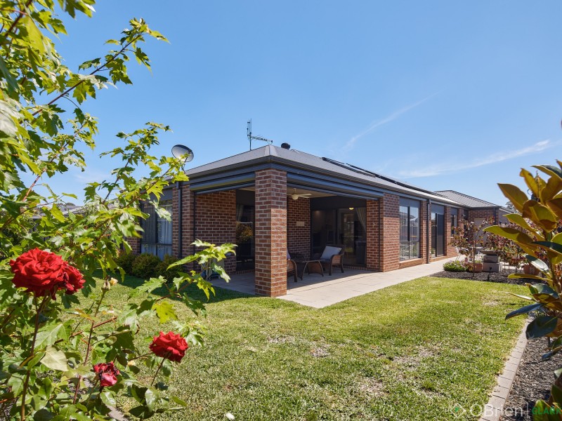 24 Boyd Avenue, Warragul VIC 3820