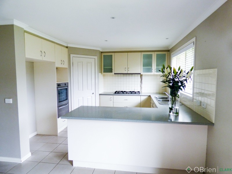 48 Dawson Drive, Warragul VIC 3820