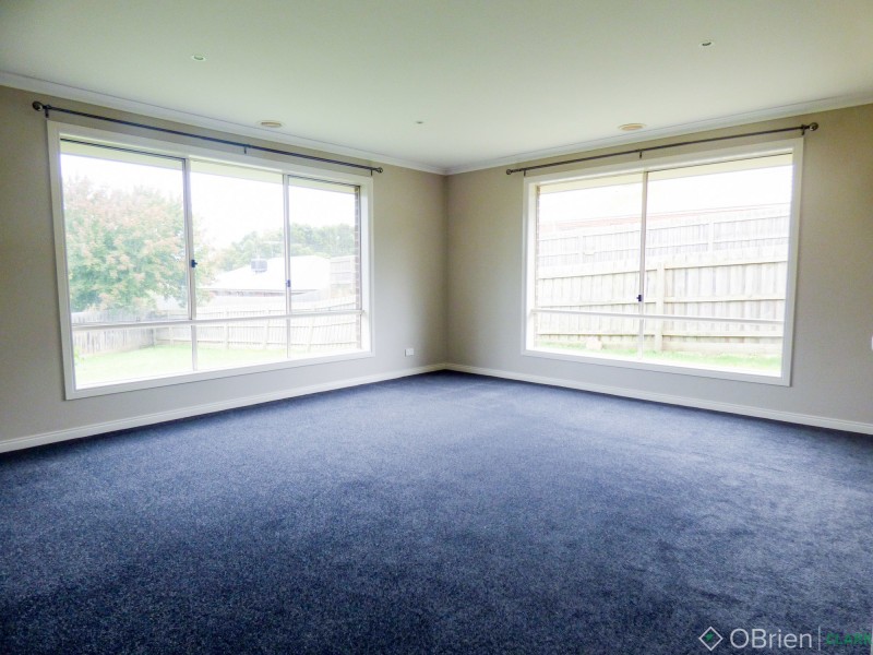 48 Dawson Drive, Warragul VIC 3820