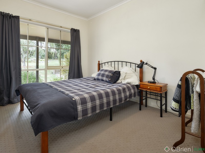 815 Main South Road, Drouin South VIC 3818