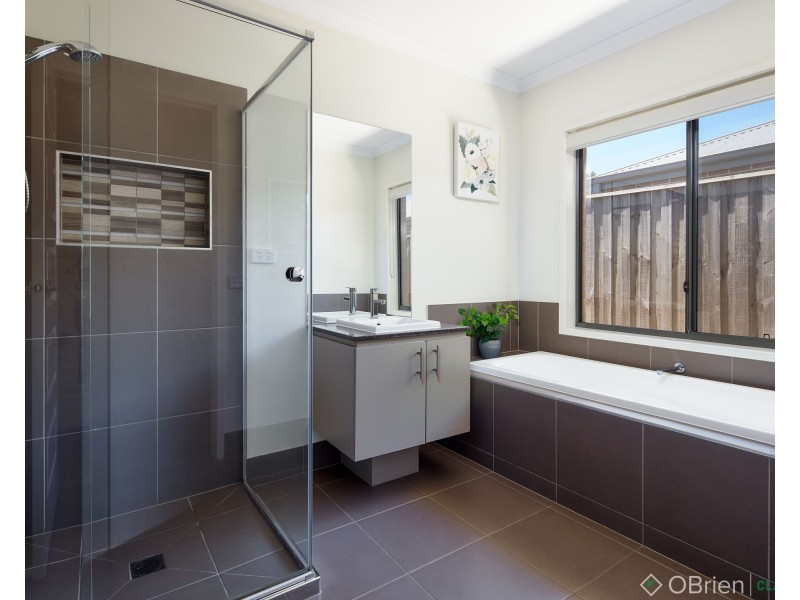 21 Crole Drive, Warragul VIC 3820