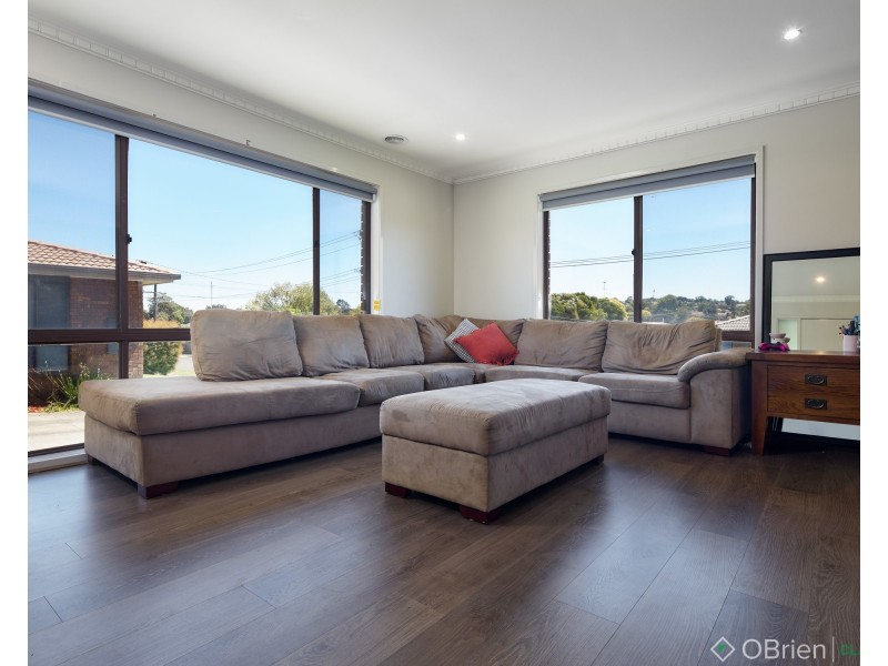 2/14 Somerset Drive, Warragul VIC 3820