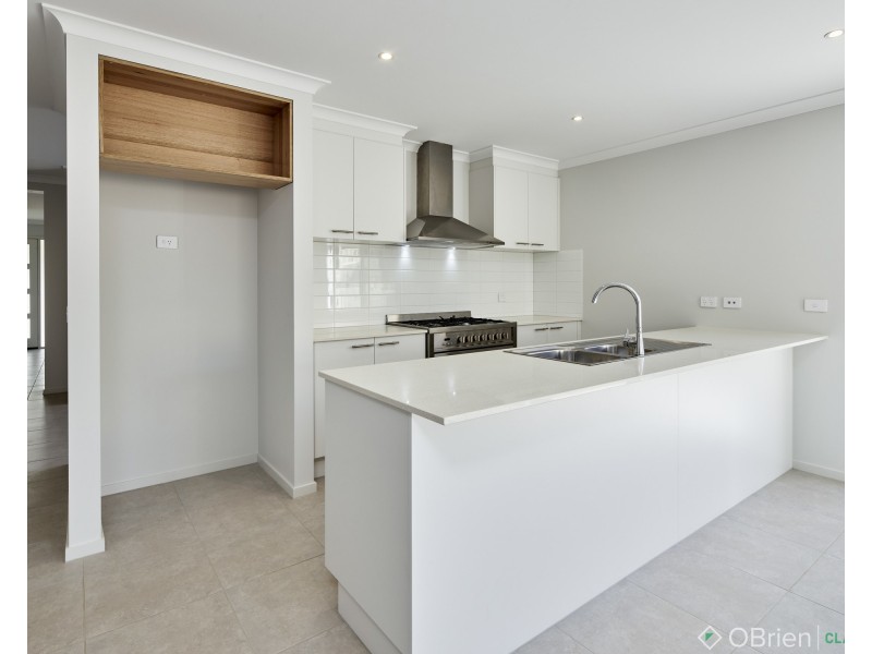 34 Willandra Circuit, Warragul VIC 3820