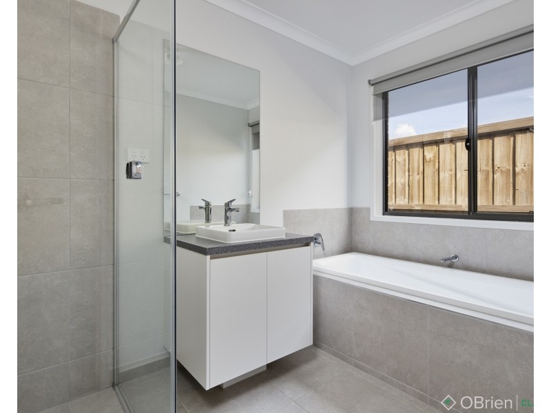 34 Willandra Circuit, Warragul VIC 3820