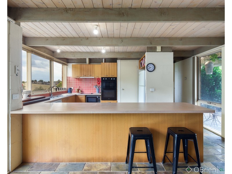 16 Oak Court, Warragul VIC 3820