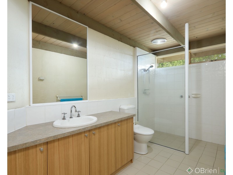 16 Oak Court, Warragul VIC 3820