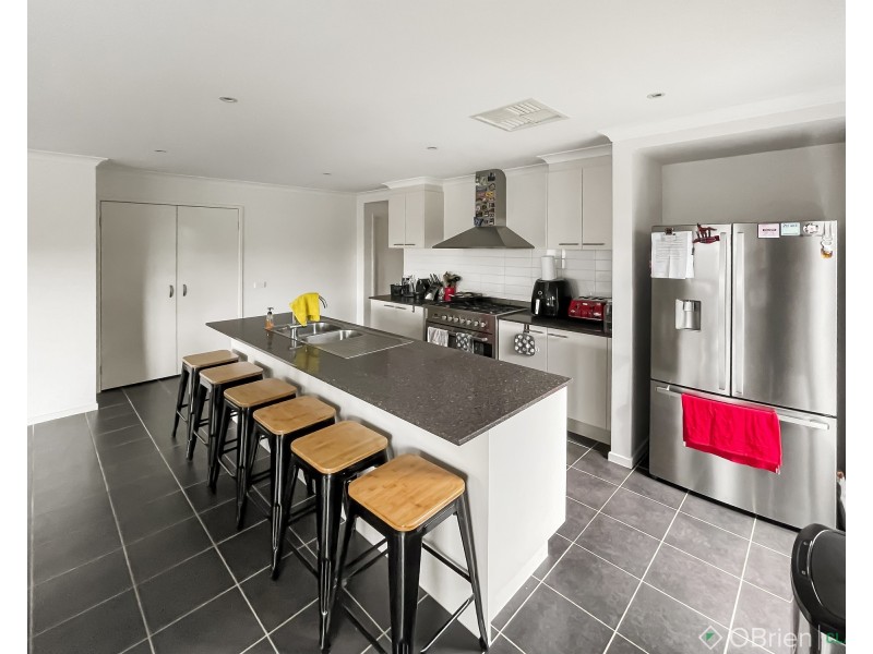 6 Opal Court, Warragul VIC 3820