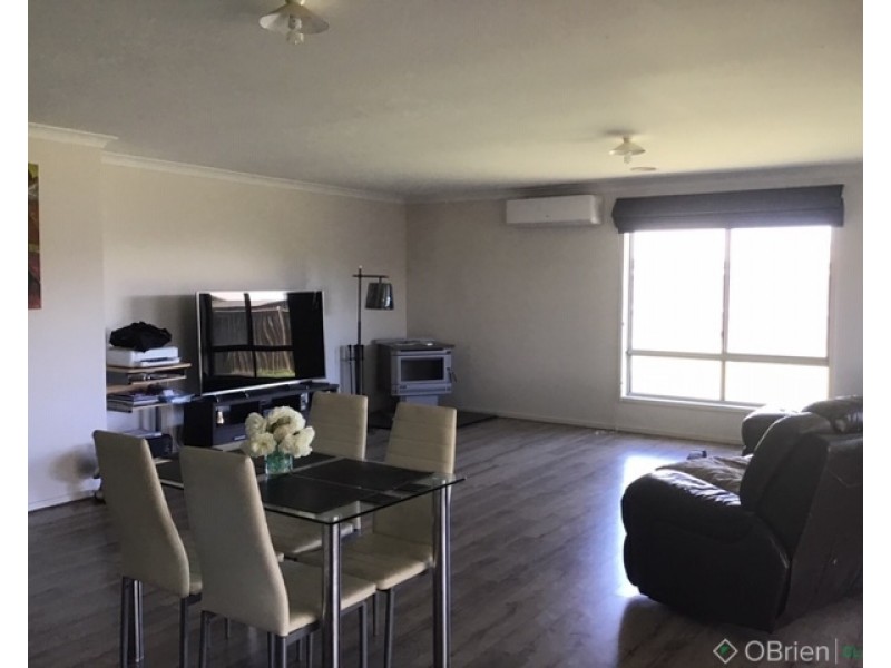 70 Mills Road, Warragul VIC 3820