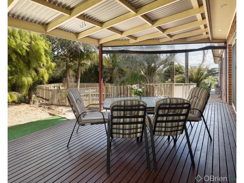 10 Hunter Close, Drouin VIC 3818