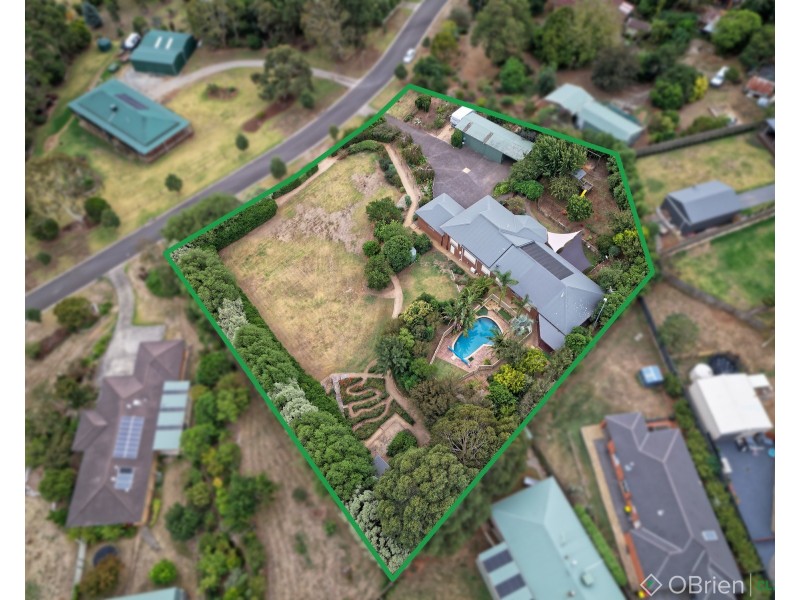 10 Hunter Close, Drouin VIC 3818