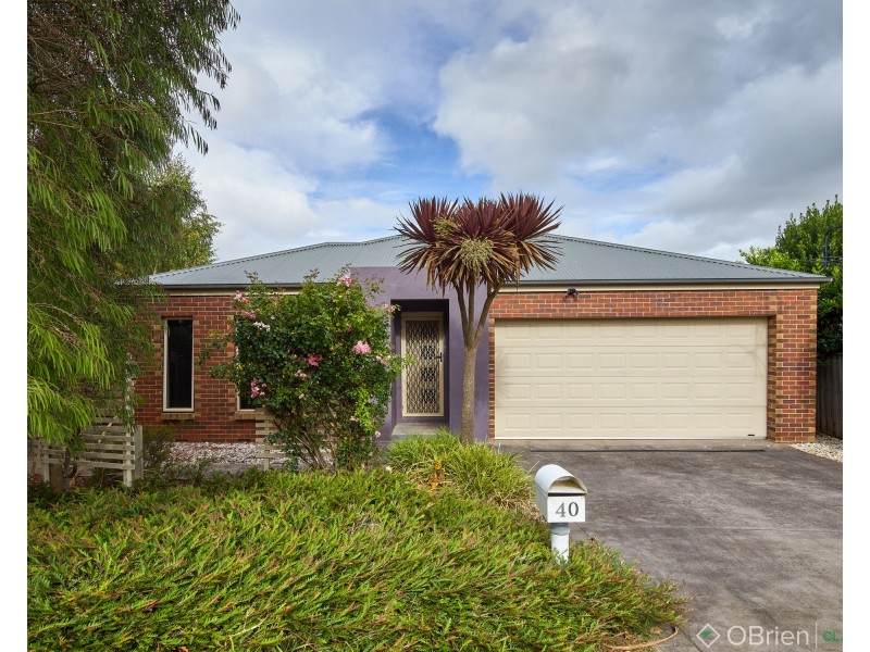 40 Cason Crescent, Warragul VIC 3820