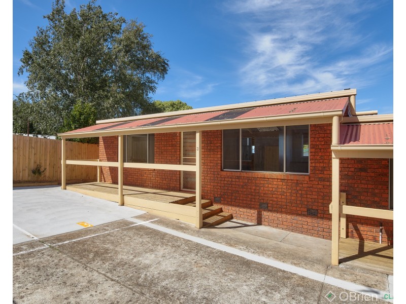 3/6 Railway Avenue, Drouin VIC 3818