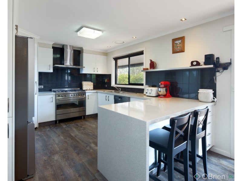 10 Hillandale Road, Warragul VIC 3820